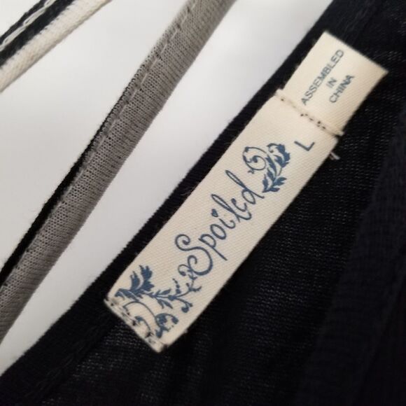 Spoiled 2 piece tank/crop top black/white size L - Picture 8 of 10